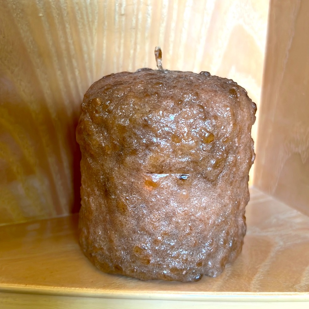 Rustic Brown Textured Candle - Picture 4 of 10